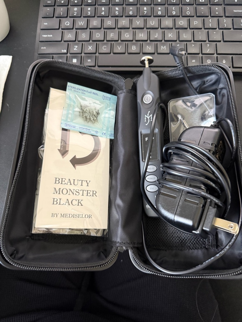 Beauty Monster Black Plasma Pen Facial Device